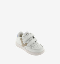 Load image into Gallery viewer, White leather sneaker with contrast taupe