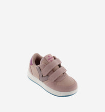 Load image into Gallery viewer, Nude pink leather sneaker with V detail