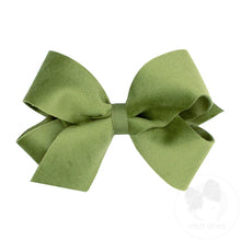 Load image into Gallery viewer, Medium luxe velvet hair bow