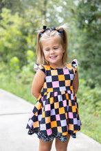 Load image into Gallery viewer, Small satin Halloween hair bows(pair)