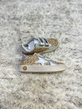Load image into Gallery viewer, Gold glitter/silver star velcro sneaker