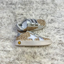 Load image into Gallery viewer, Gold glitter/silver star velcro sneaker