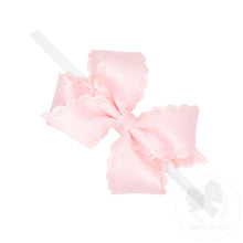 Load image into Gallery viewer, Small eyelet embossed bow on band
