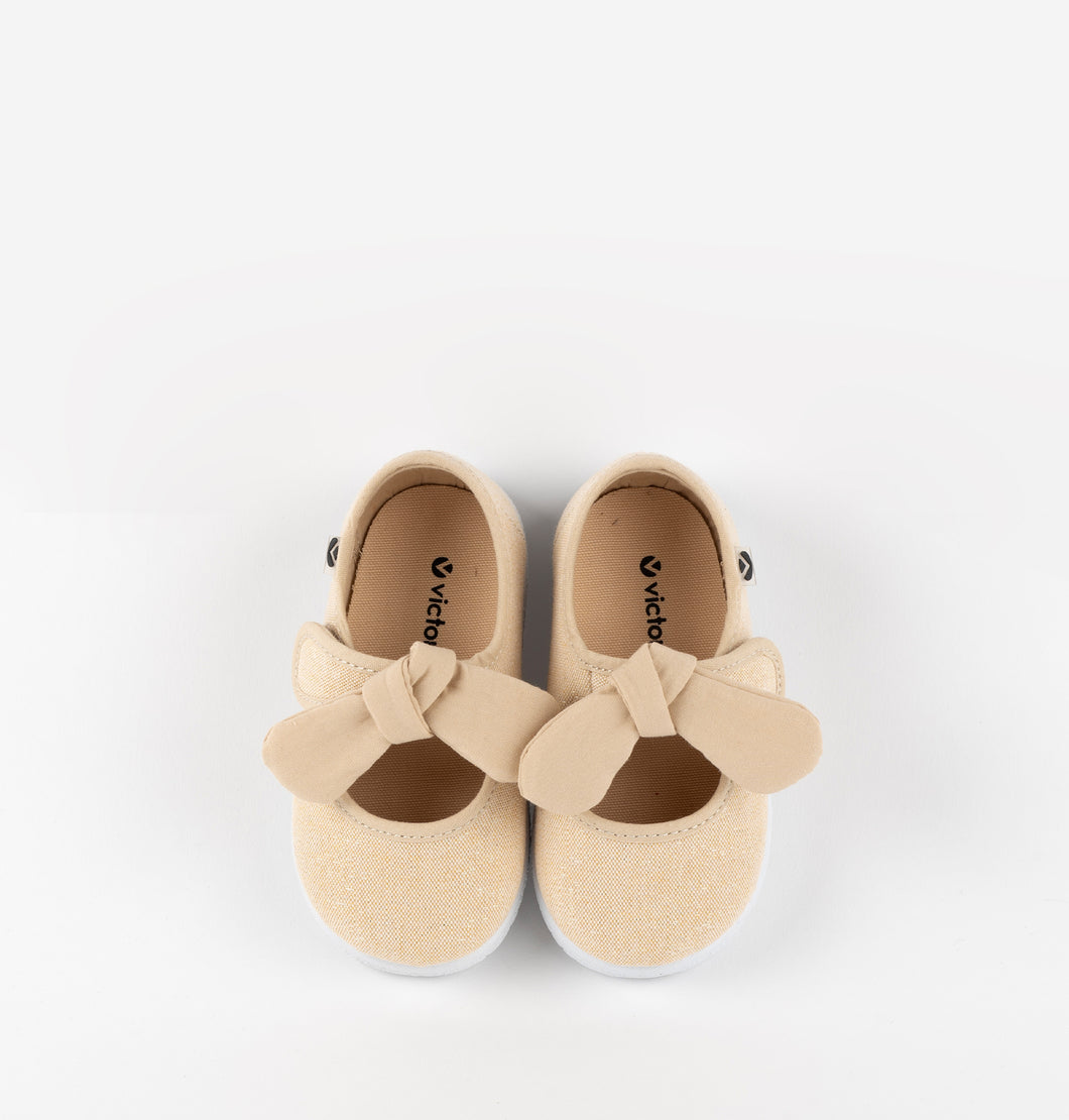 Gold shimmer mary jane with bow