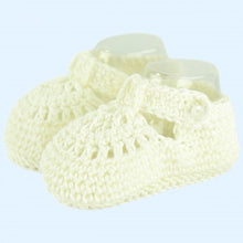 Load image into Gallery viewer, Knitted baby shoes
