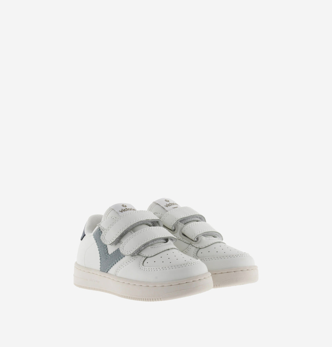 White leather sneaker with contrast jade/blue