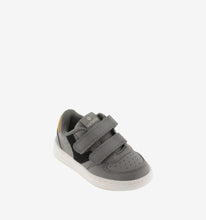 Load image into Gallery viewer, Gray leather sneaker with contrast black V
