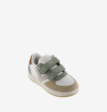 Load image into Gallery viewer, Sand multicolor leather sneakers with V logo
