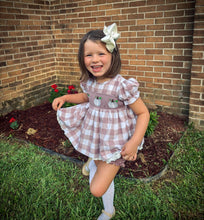 Load image into Gallery viewer, Crepe satin with grosgrain underlay bow
