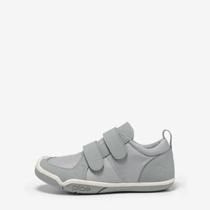 Limestone gray sneaker