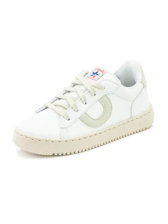 White/beige leather sneaker