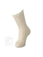 Load image into Gallery viewer, Knee High Openwork Scottish Yarn Socks
