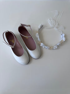 White leather ballerinas with ankle strap