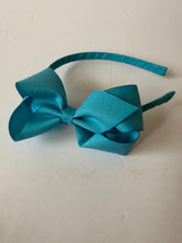 Load image into Gallery viewer, Wee sparkle headbands
