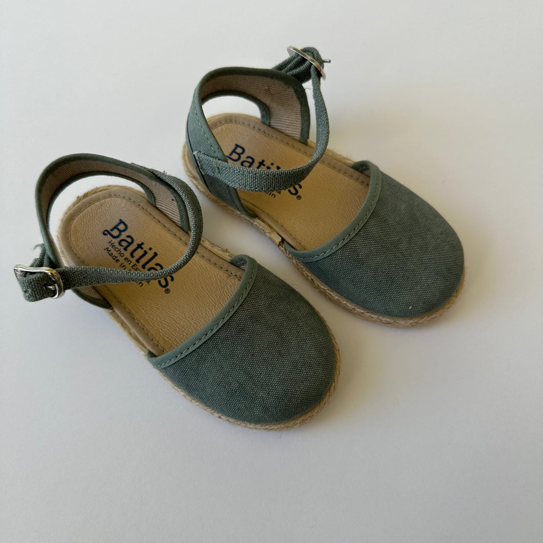 Green alpargatas