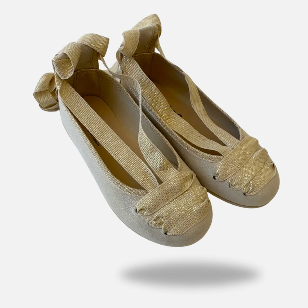 Gold laces ballerinas