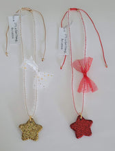 Load image into Gallery viewer, Star resin beaded necklace
