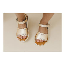 Load image into Gallery viewer, Champagne gold scalloped sandal
