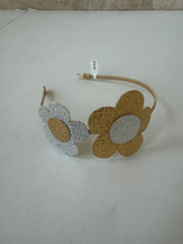 Load image into Gallery viewer, 2 flowers headband
