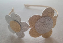 Load image into Gallery viewer, 2 flowers headband
