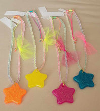 Load image into Gallery viewer, Star resin beaded necklace
