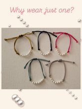 Load image into Gallery viewer, Pearls adjustable bracelet
