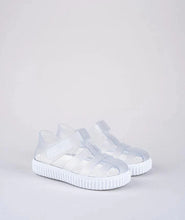 Load image into Gallery viewer, Nico clear with white sole fisherman jellie sandal
