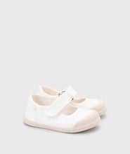 Load image into Gallery viewer, White canvas mary jane
