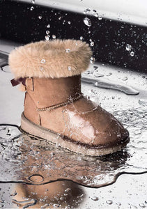 Taupe Australian water repellent boot with fur