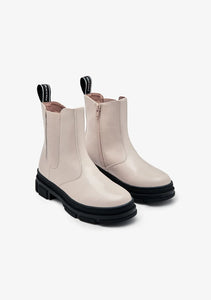 Beige Chelsea boot