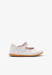 White leather die-cut ballerina