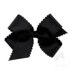 Black scallop edge bow