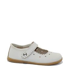 Beige scallop leather mary jane