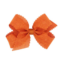 Load image into Gallery viewer, Linen scalloped edge bows
