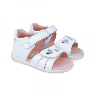 White prewalker sandals with heart details