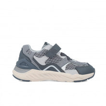 Load image into Gallery viewer, Gray mesh sports sneakers
