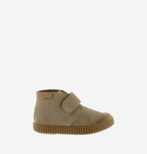 Load image into Gallery viewer, Sand suede boot
