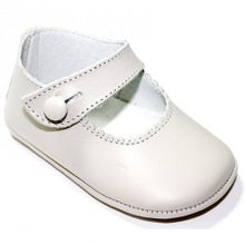 Load image into Gallery viewer, Leather mary jane crib shoes
