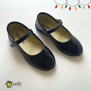 Black patent leather mary jane