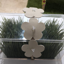 Load image into Gallery viewer, 3 flower headband
