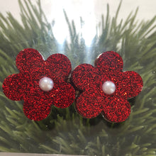 Load image into Gallery viewer, 2 flowers resin hair clips
