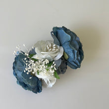 Load image into Gallery viewer, Multi flowers hair clip
