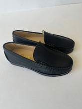 Load image into Gallery viewer, Black leather loafer
